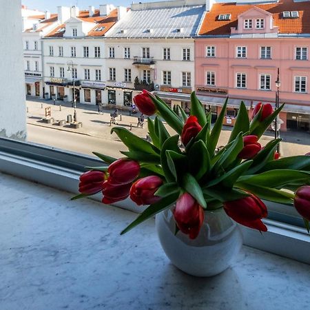 Apartament Luster I Obrazow Varsavia Esterno foto
