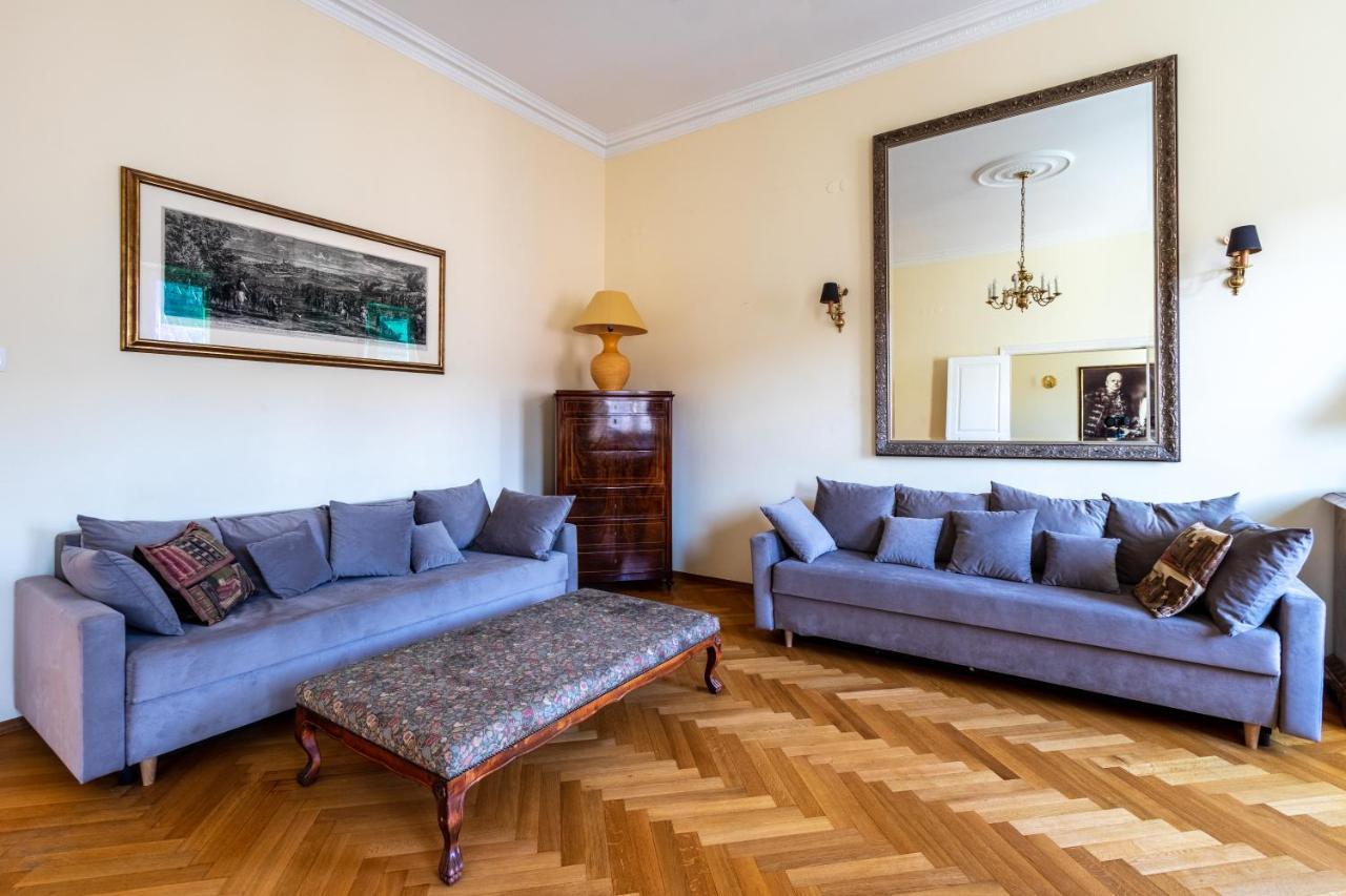 Apartament Luster I Obrazow Varsavia Esterno foto